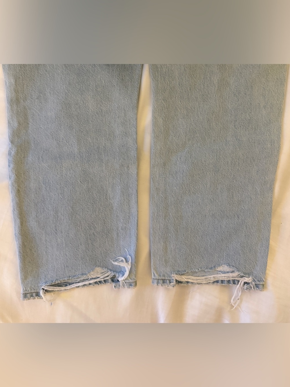 *NWT* GAP Denim Mid-Rise Boyfriend Jeans - Light Wash, Size 27/4 Petite - Picture 6 of 11
